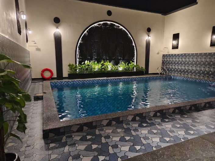 Private Swimming Pool